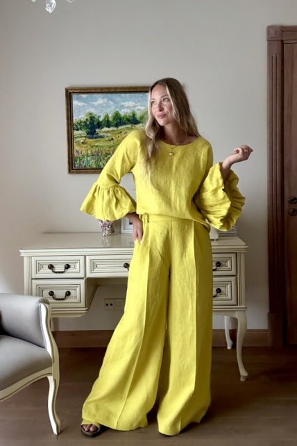 Linen blouse Daniela